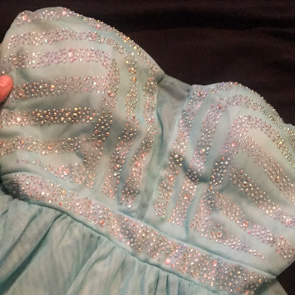 dress - Picture 5 of 5